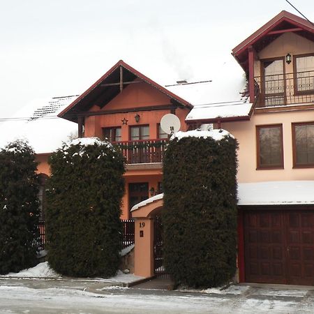 Bed and Breakfast Dom Pod Tujami Cracovia Esterno foto