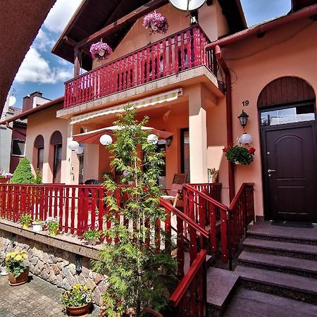 Bed and Breakfast Dom Pod Tujami Cracovia Esterno foto