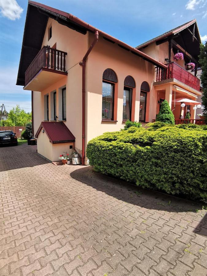 Bed and Breakfast Dom Pod Tujami Cracovia Esterno foto