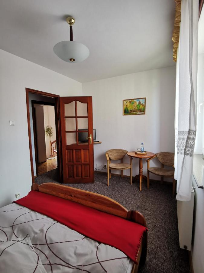 Bed and Breakfast Dom Pod Tujami Cracovia Esterno foto