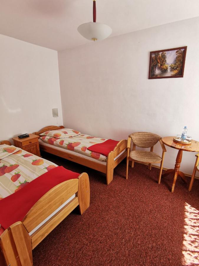 Bed and Breakfast Dom Pod Tujami Cracovia Esterno foto