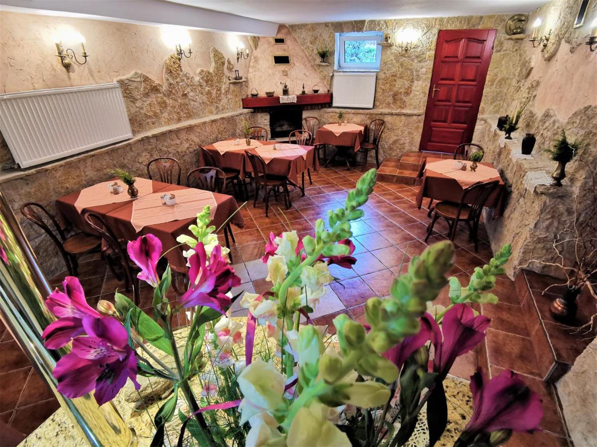 Bed and Breakfast Dom Pod Tujami Cracovia Esterno foto
