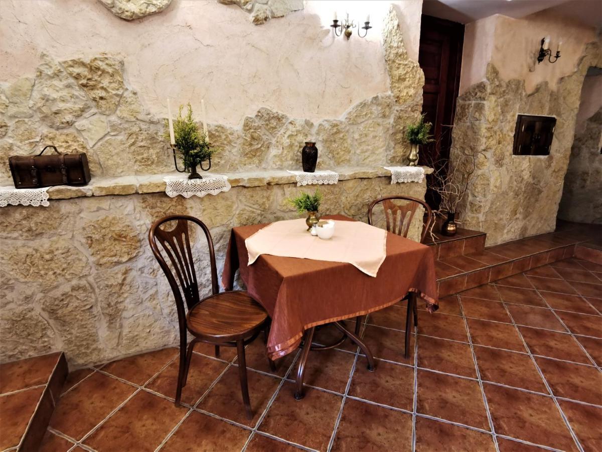 Bed and Breakfast Dom Pod Tujami Cracovia Esterno foto